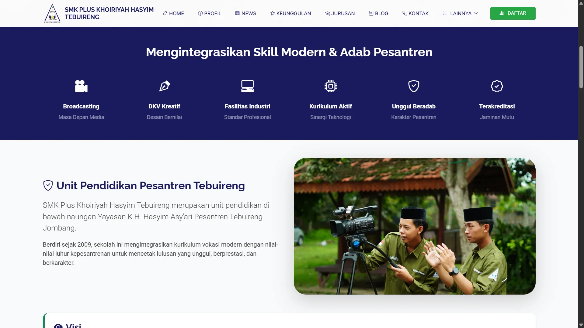 Official School Website SMK Tebuireng
